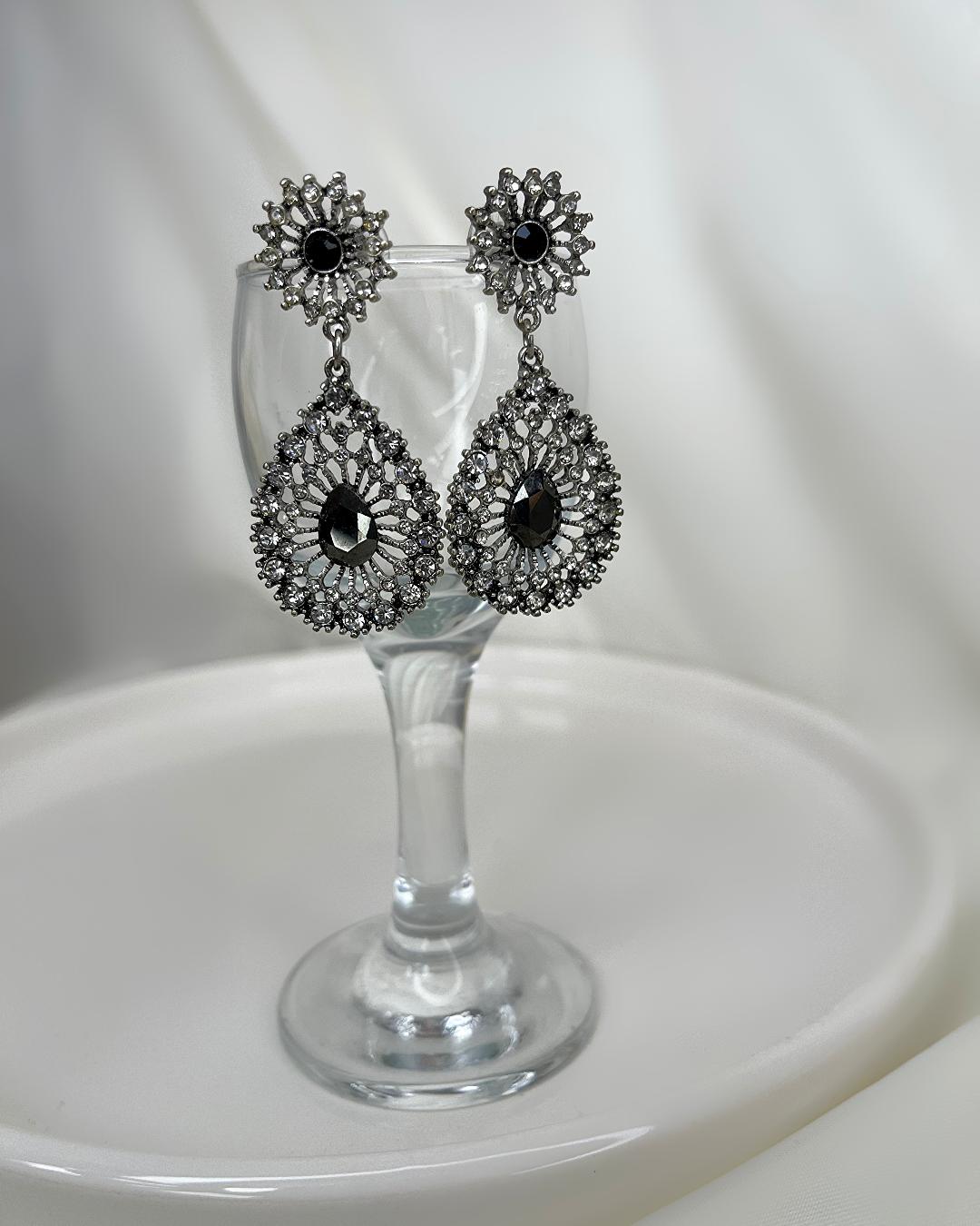 گوشواره مجلسی فول نگین زنانه Tosh