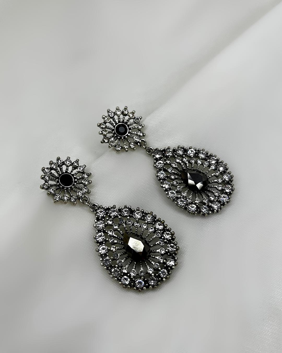 گوشواره مجلسی فول نگین زنانه Tosh