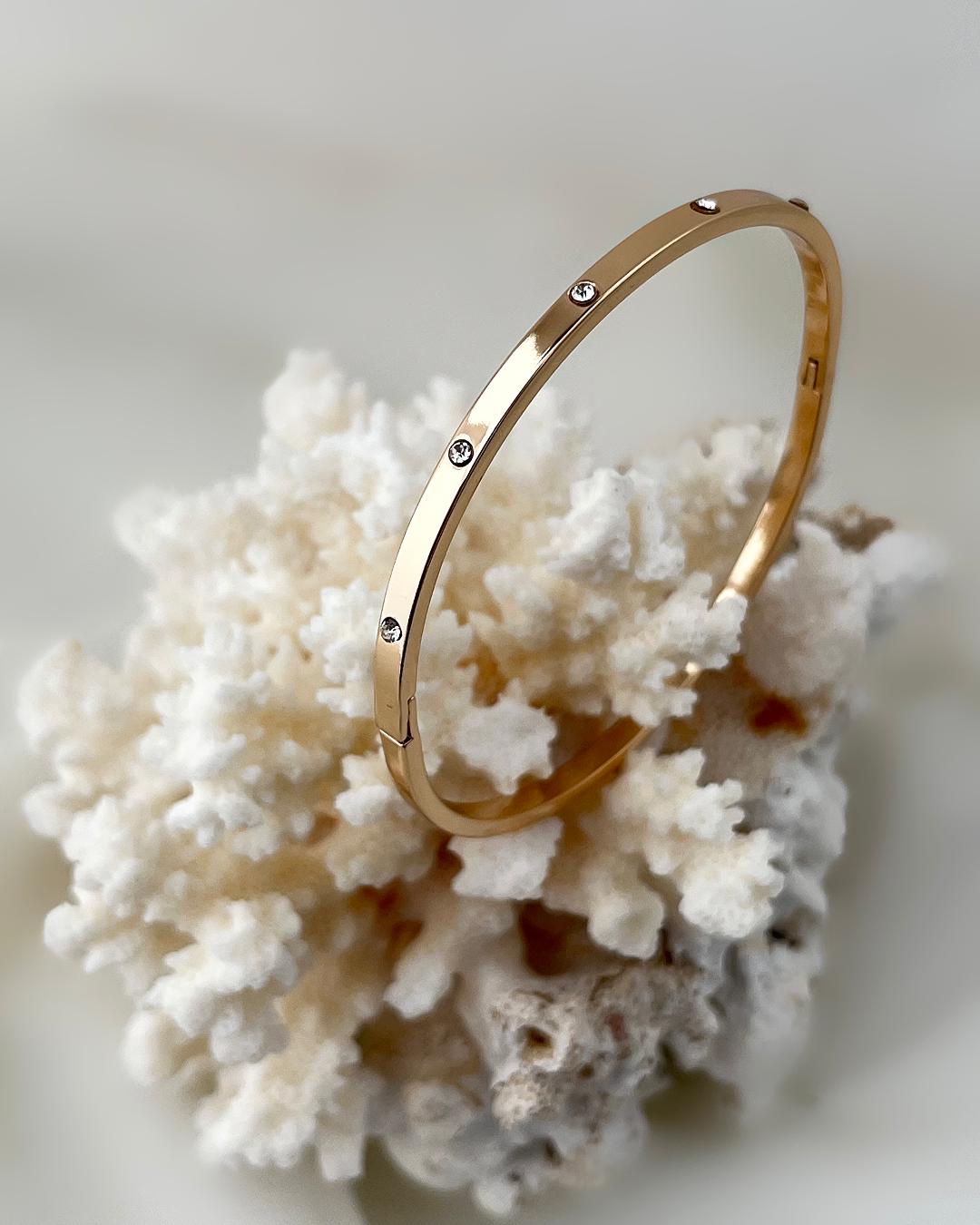 دست بند کارتیه نگین دار زنانه Tosh