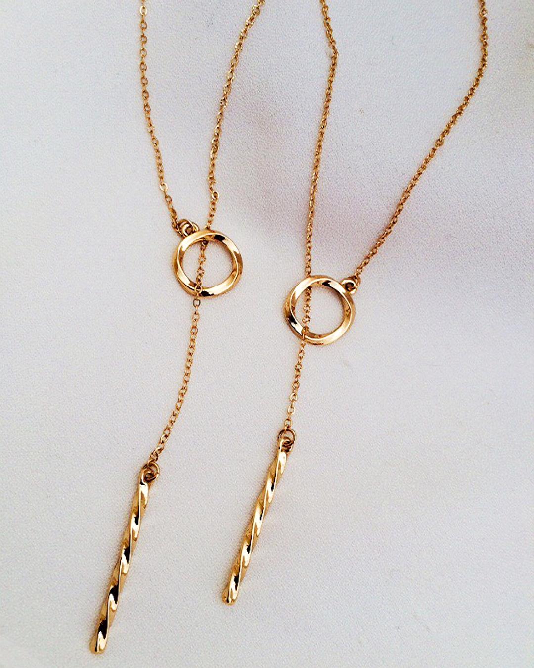 گردنبند رولباسى كرواتى زنانه Tosh