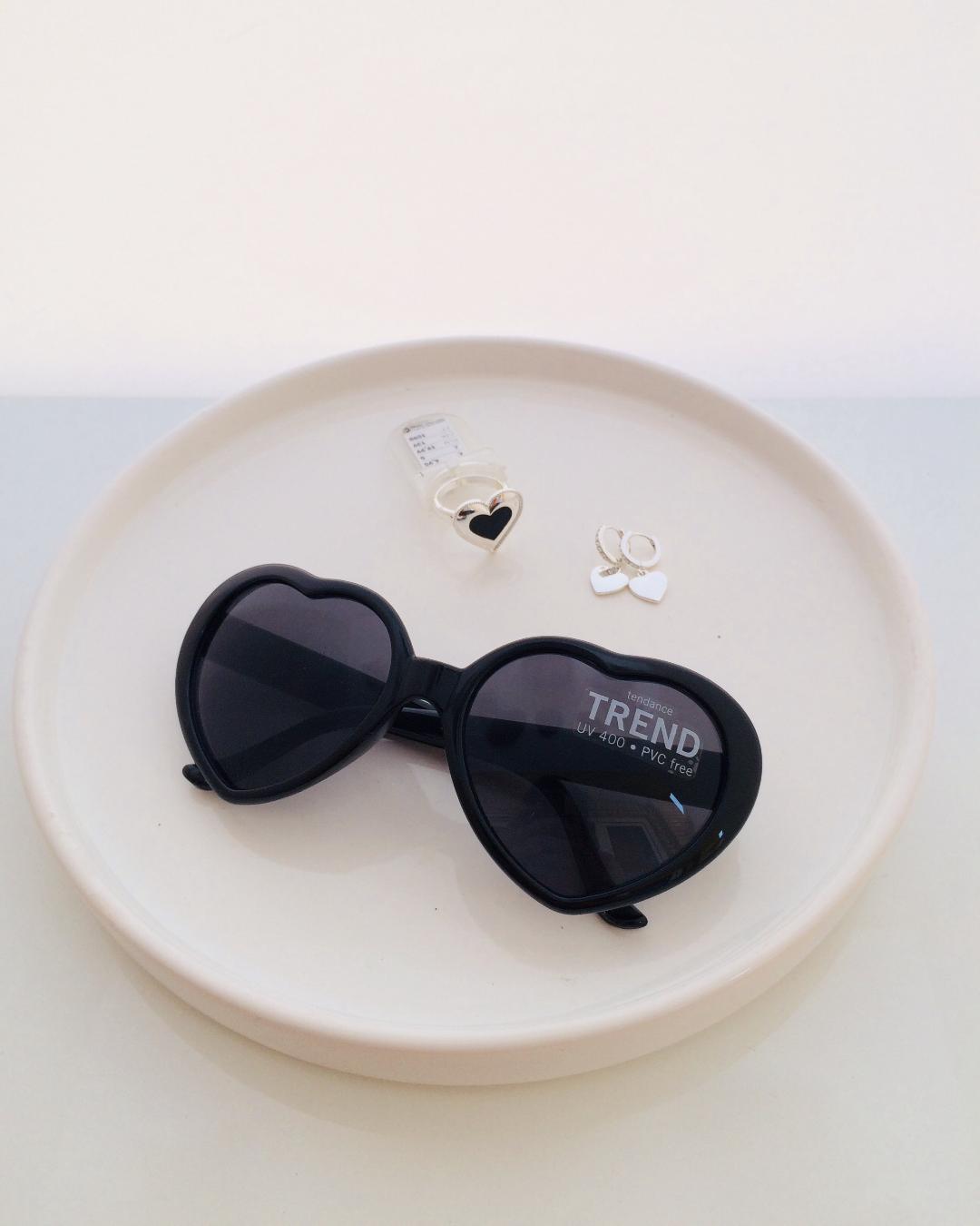 عینک قلبی زنانه Accessories