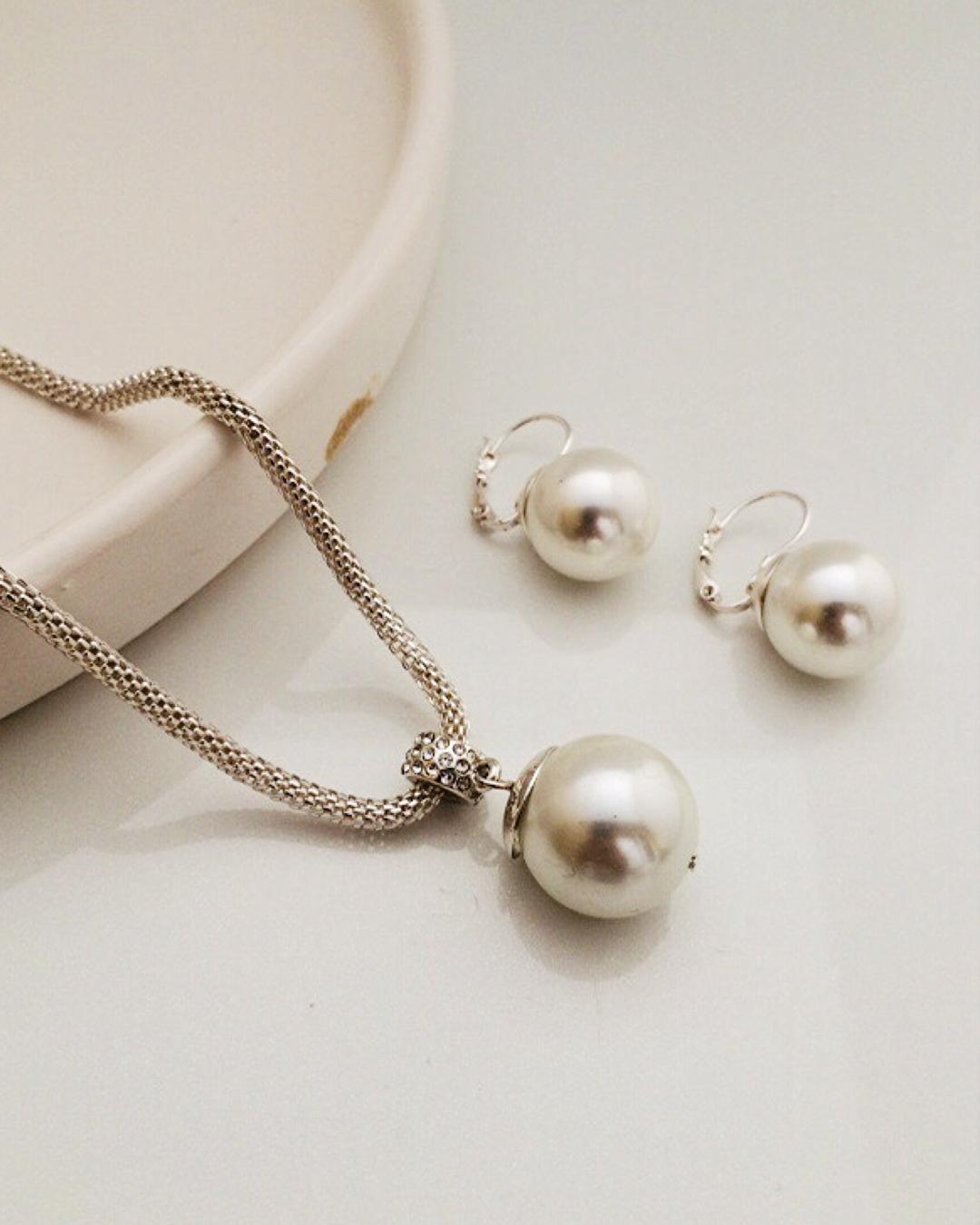 ست بدلیجات رولباسى مرواويدى زنانه Tosh