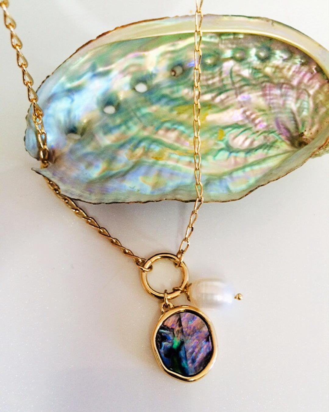 گردنبند اويز صدف و مرواريد زنانه Tosh