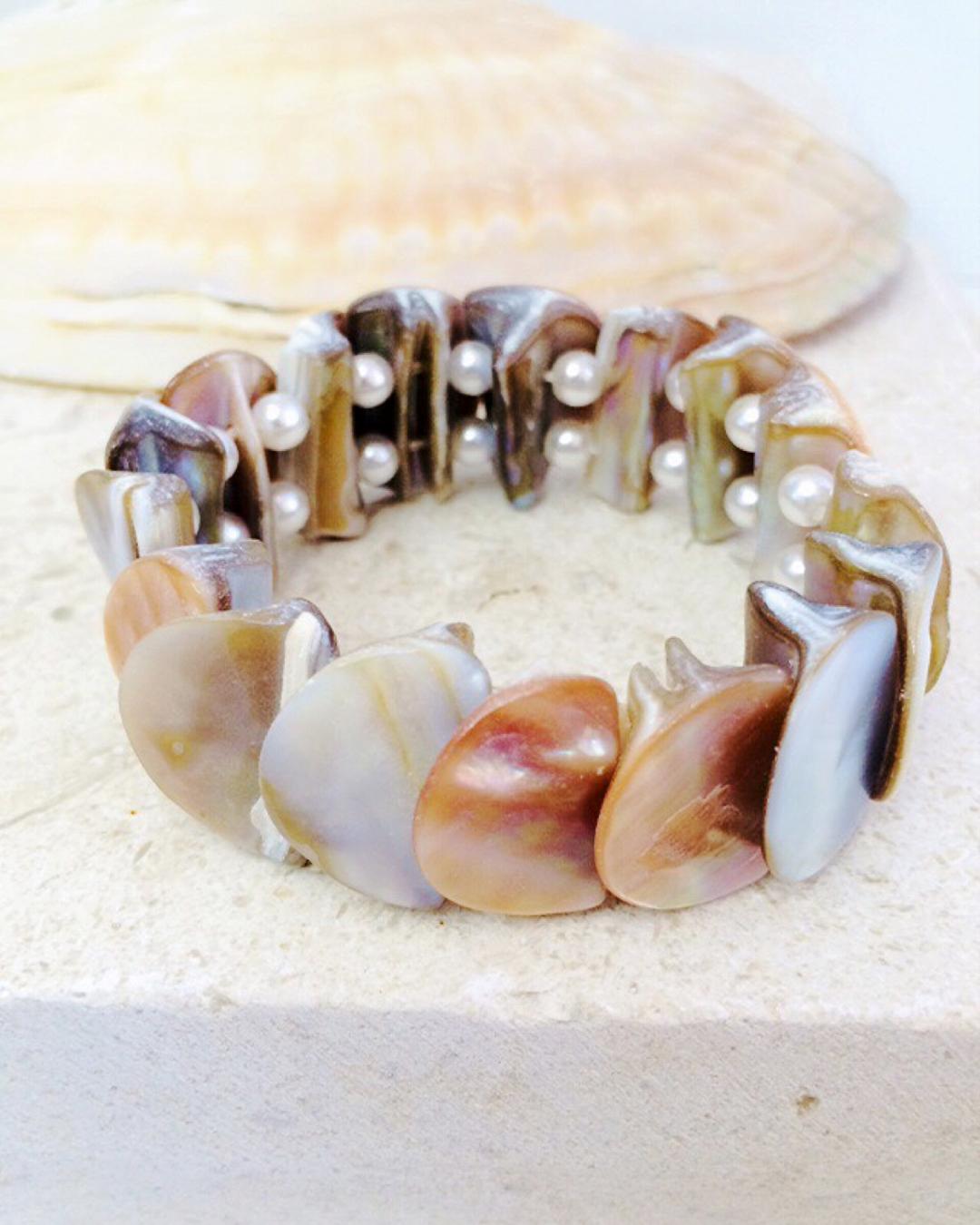 دست بند ساحلى كشى صدف و مرواريد زنانه Tosh