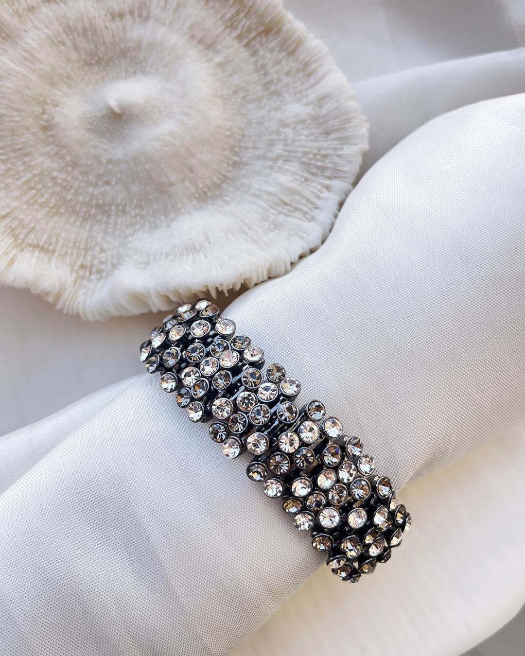 دست بند فول نگین کشی زنانه Tosh