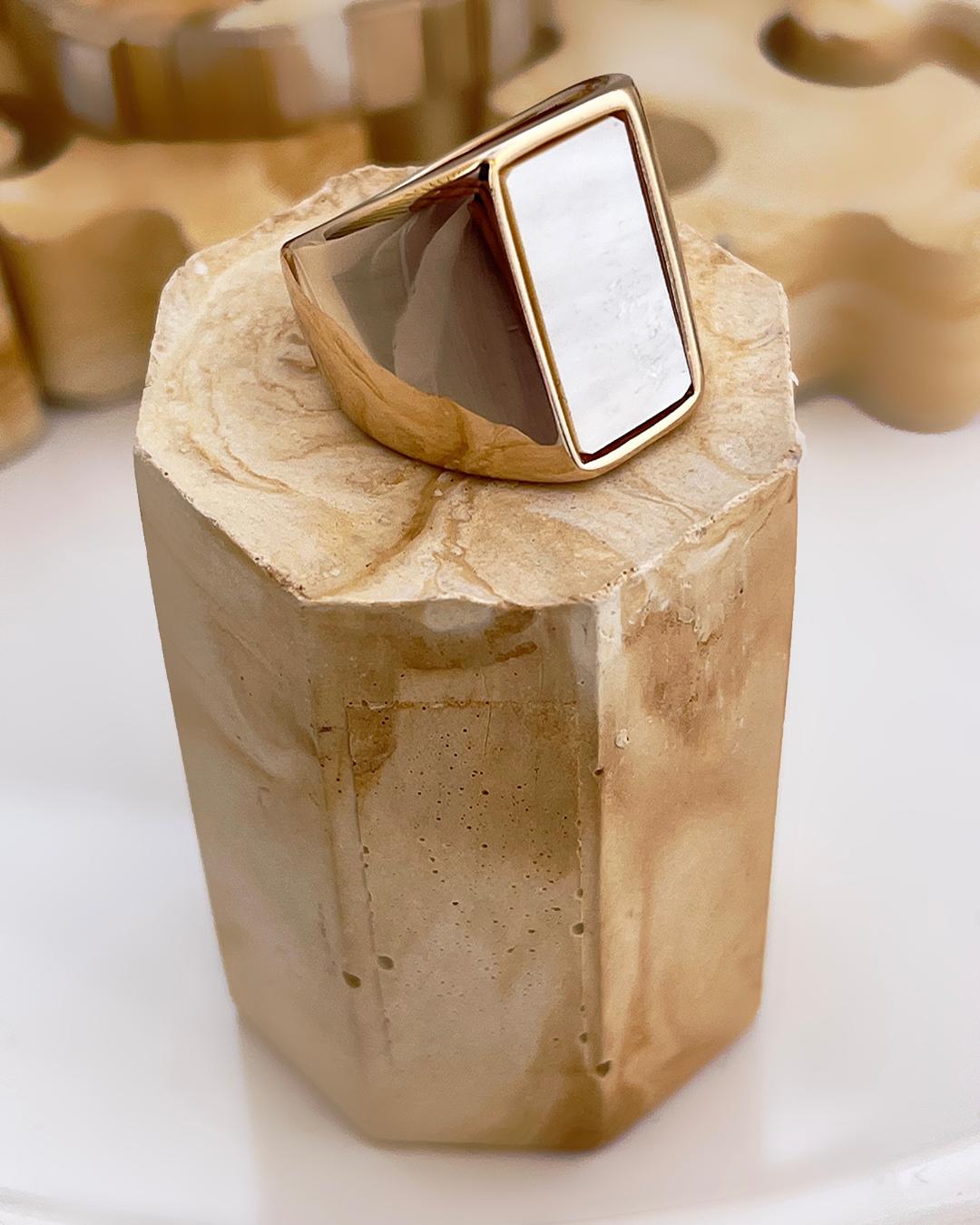 انگشتر پهن روکش صدف زنانه Tosh