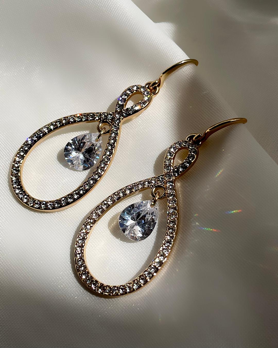 گوشواره مجلسی زنانه Tosh