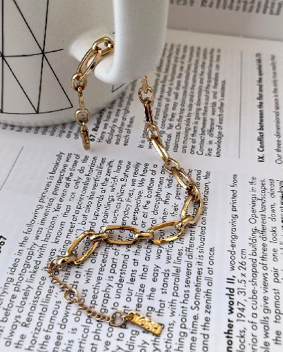 دست بند کارتیه زنانه Tosh