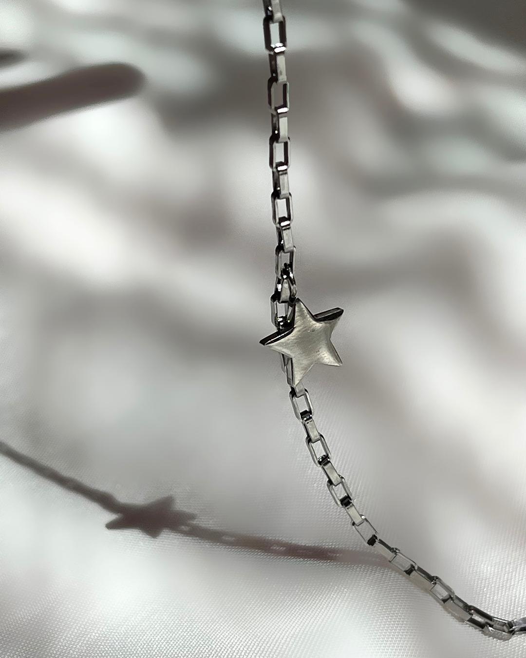 دست بند استیل ستاره زنانه Parfois