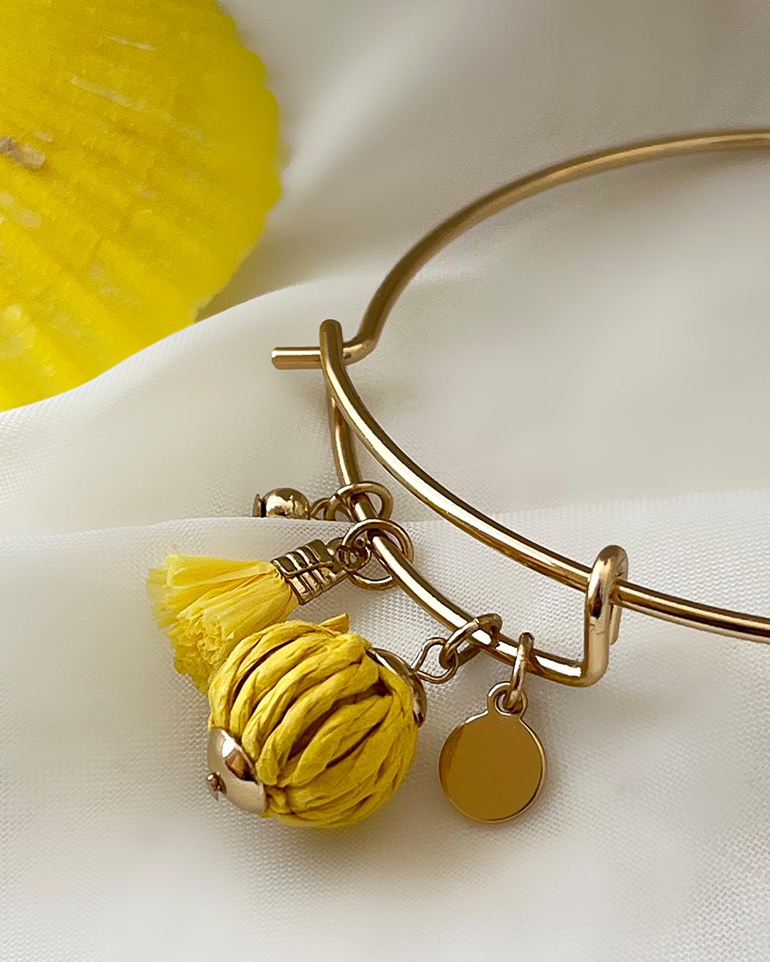 دست بند بنگل اویزی زنانه SIX