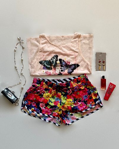 شلوارک ورزشی گل گلی زنانه Lorna jane