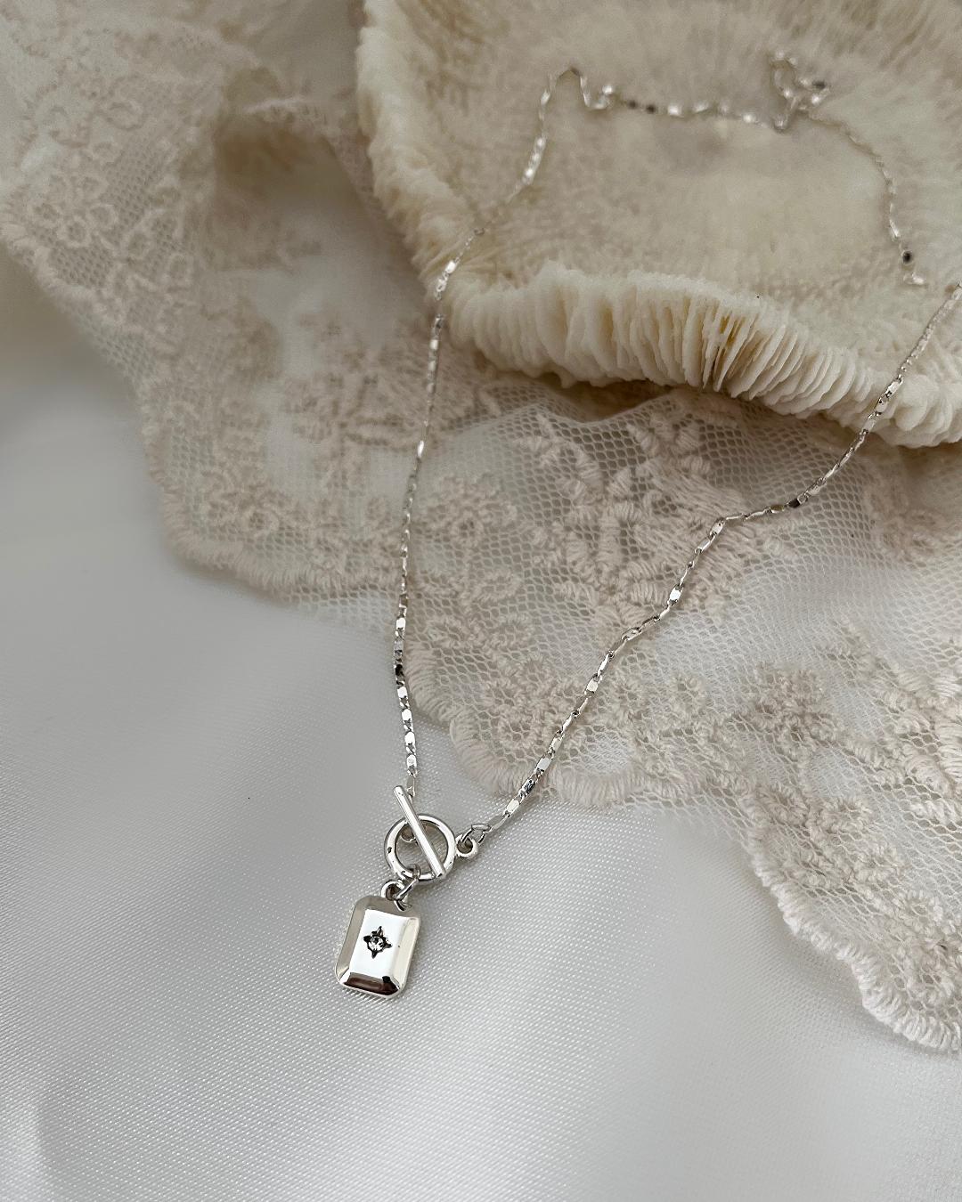 گردنبند اسپرت زنانه Tosh