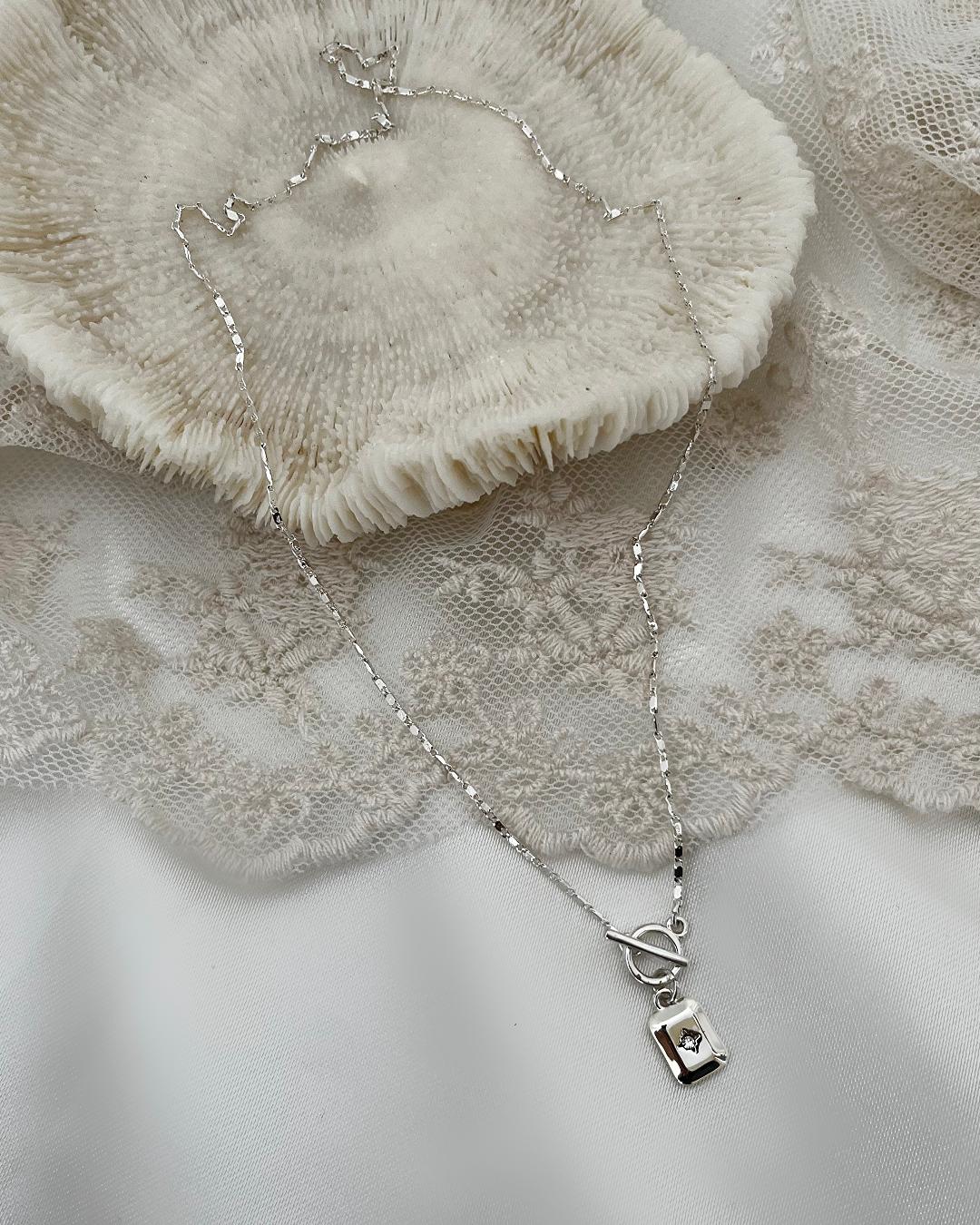 گردنبند اسپرت زنانه Tosh