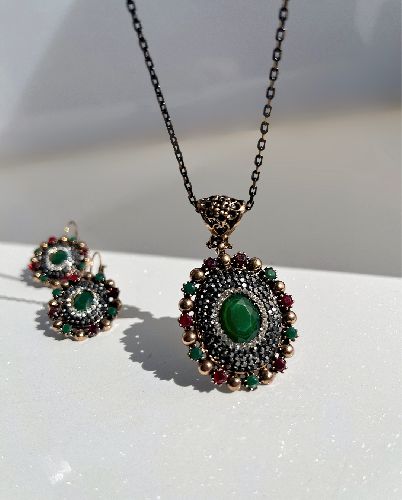 ست بدلیجات قلم کاری فول نگین زنانه Accessories