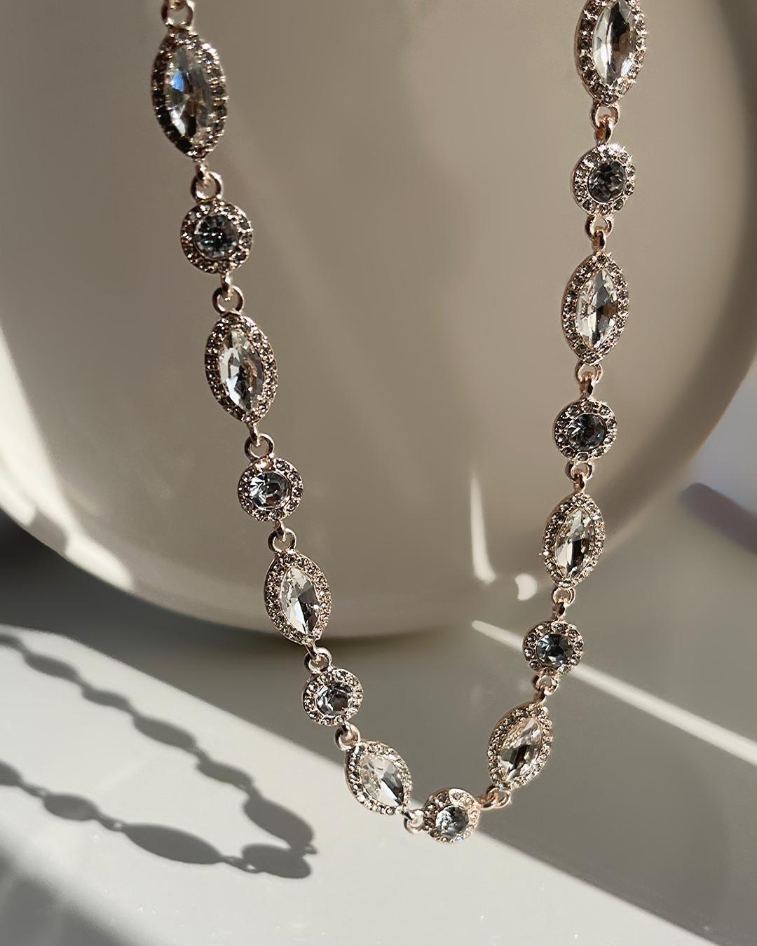 ست بدلیجات مجلسی فول نگین زنانه FreeBrand