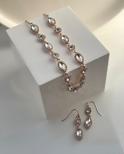 ست بدلیجات مجلسی فول نگین زنانه FreeBrand