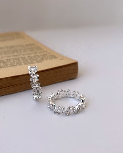 انگشتر ابدیت فول نگین زنانه FreeBrand