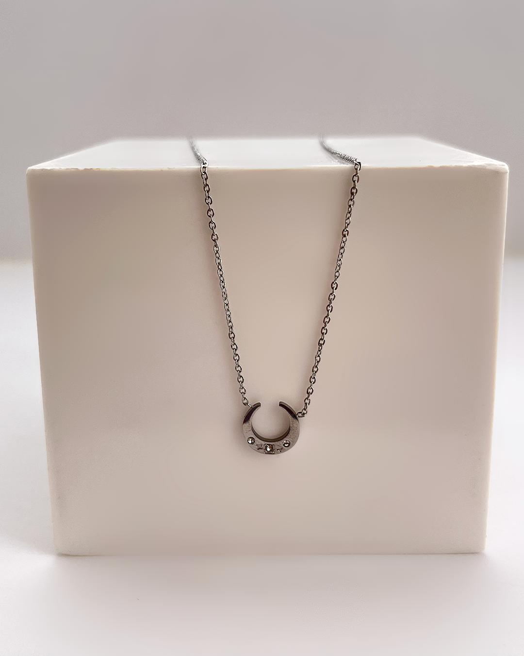 گردنبند استیل ماه زنانه Parfois