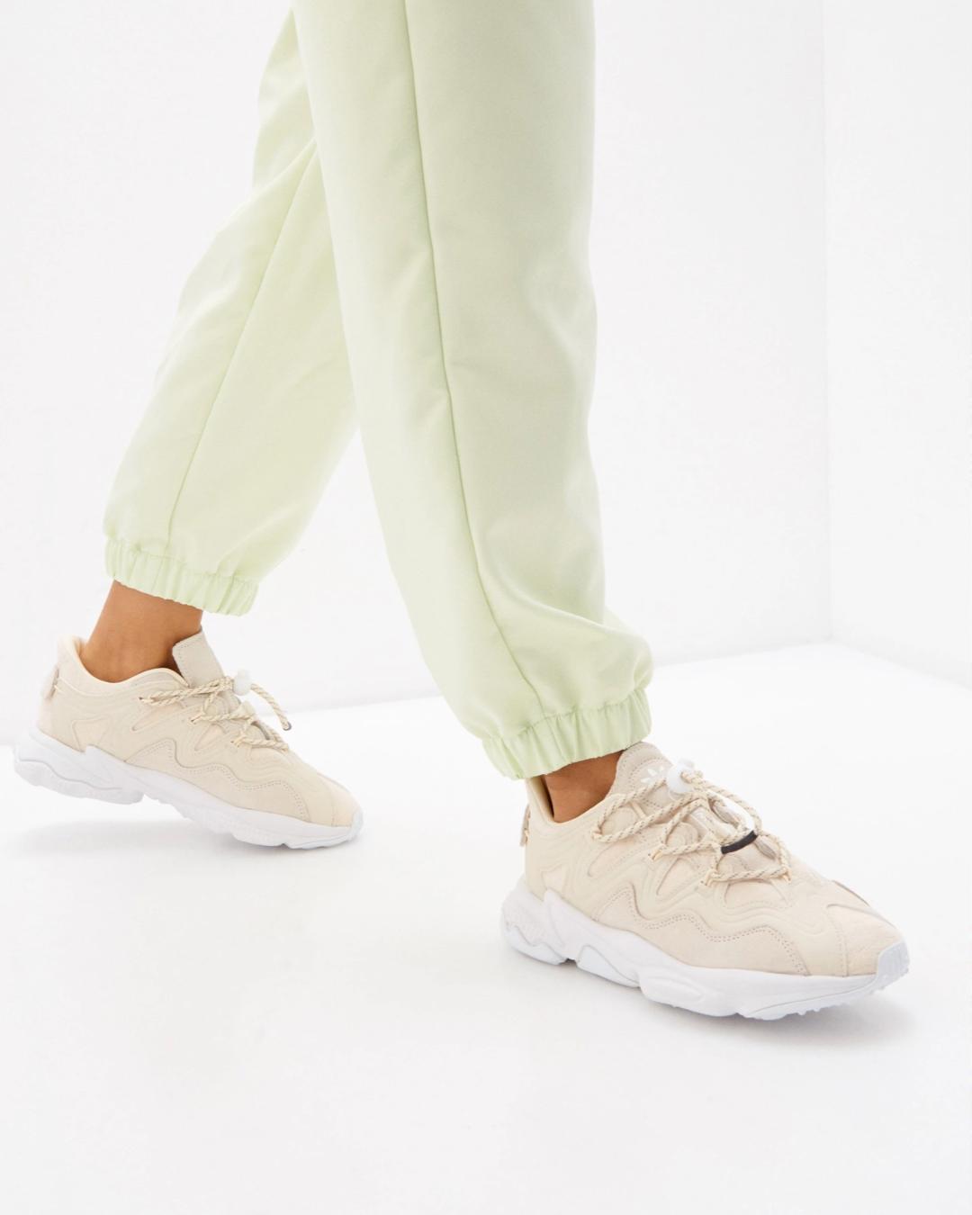 کفش حرفه ای ورزشی H01183 plus w زنانه Ozweego